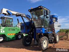 2017 New Holland Braud 9090x - picture0' - Click to enlarge