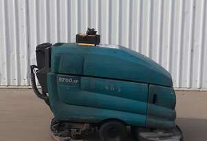 Tennant   Sweeper Scrubber Tennant   Sweeper Scrubber