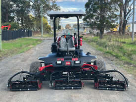 Toro Reelmaster 7000-D Golf Fairway mower Lawn Equipment - picture0' - Click to enlarge