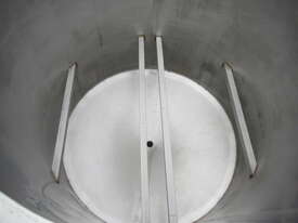 Stainless Steel Storage (Vertical), Capacity: 3,400Lt - picture2' - Click to enlarge