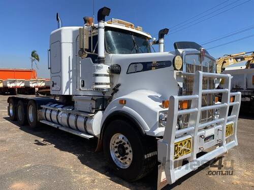 Kenworth T909