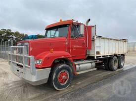 Freightliner FL112 - picture0' - Click to enlarge