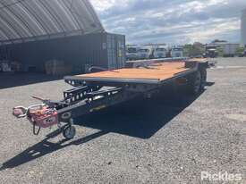 Unknown Tandem Axle Caravan - picture0' - Click to enlarge