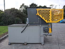 Industrial Single Shaft Shredder with Crammer - 60HP - Genox V1000 - picture2' - Click to enlarge