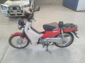 Honda Supercub - picture2' - Click to enlarge