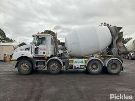 2013 Mack Metro Liner CSMR Concrete Agitator - picture2' - Click to enlarge