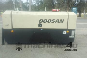 7-71 , 250cfm , 2012 model , Doosan / Ingersoll rand , 465 hours , Yanmar powered , 7-71 , 250cfm , 2012 model , Doosan / Ingersoll rand , 465 hours , Yanmar powered ,