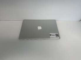 2017 Apple MacBook Air 13 Inch - picture0' - Click to enlarge