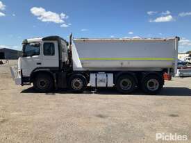 2006 Volvo FM MK2 Tipper Extended Cab - picture2' - Click to enlarge