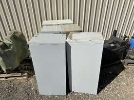 5 x Filing Cabinets - picture0' - Click to enlarge