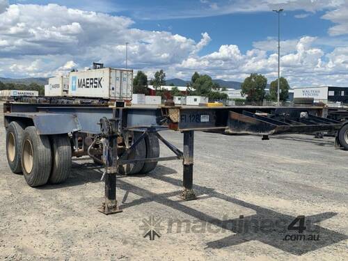 1983 Krueger Tandem Axle Skel Trailer