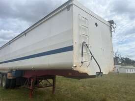 2010 Moore Tri Axle Tipper  - picture0' - Click to enlarge