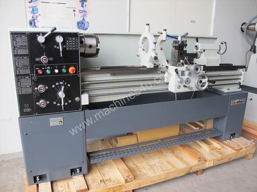 TAIWANESE 400mm SWING CENTRE LATHE, 55mm BORE