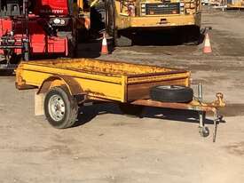1994 Trailers 2000 7x4 Single Axle Box Trailer - picture0' - Click to enlarge