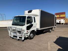 2008 Mitsubishi Fighter Pantech (Day Cab) - picture1' - Click to enlarge