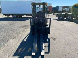 2005 Komatsu FG25 Container Mast Forklift - picture0' - Click to enlarge