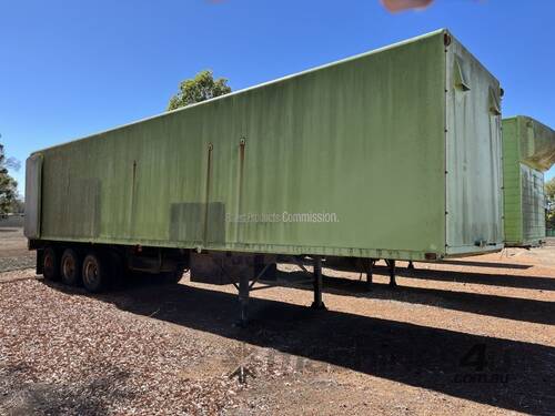 Custom Tri Axle Pantech Trailer