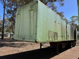 Custom Tri Axle Pantech Trailer - picture0' - Click to enlarge