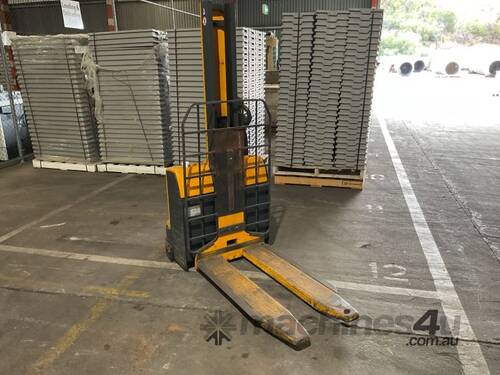 2011 Jungheinrich EMC110 Walk Behind Forklift