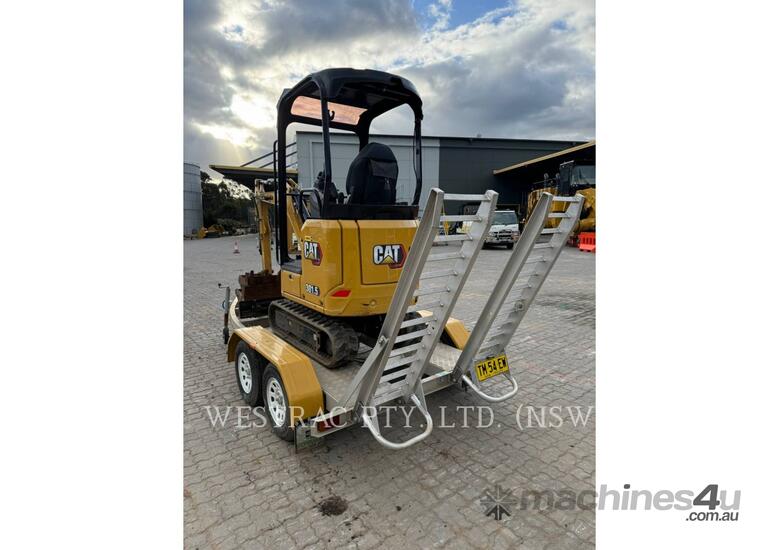 caption CAT 301.5 Mini Excavator