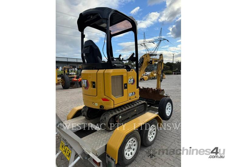 caption CAT 301.5 Mini Excavator