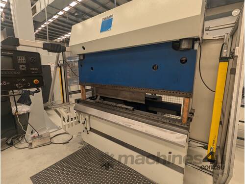 TRUMPF TRUMABEND V85 press brake