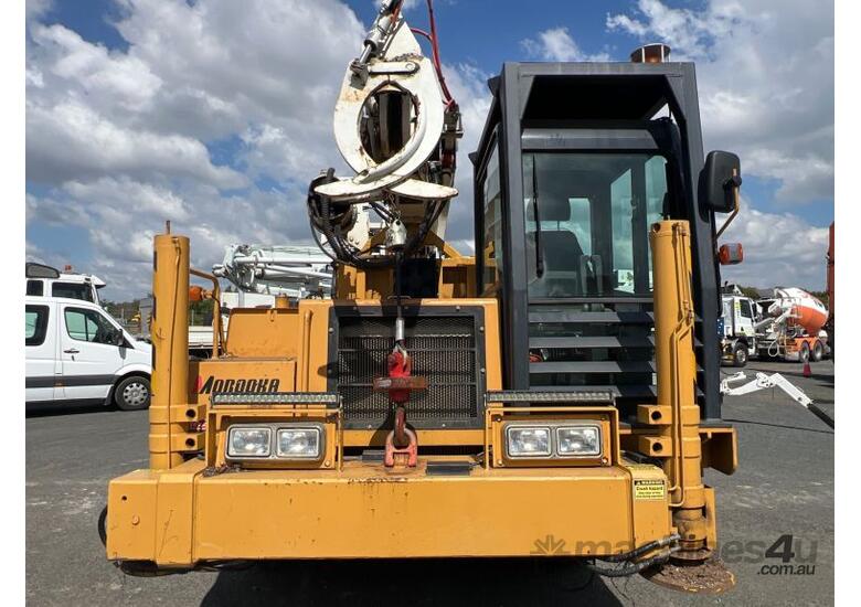 caption 2015 Morooka MST-1500VDL Pole Borer
