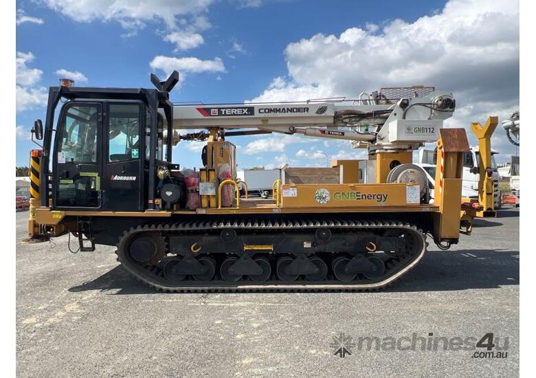 caption 2015 Morooka MST-1500VDL Pole Borer