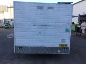 Unbranded Dual Axle Food Trailer - picture2' - Click to enlarge