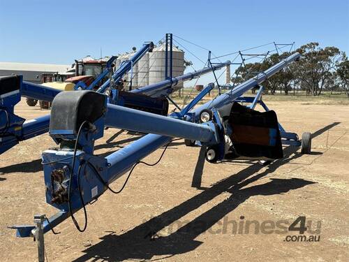 BRANDT 1070 SWINGAWAY AUGER