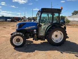 2022 New Holland T4.110F 4WD Tractor - picture2' - Click to enlarge