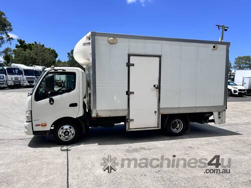 2014 Hino 617 4x2 Pantech