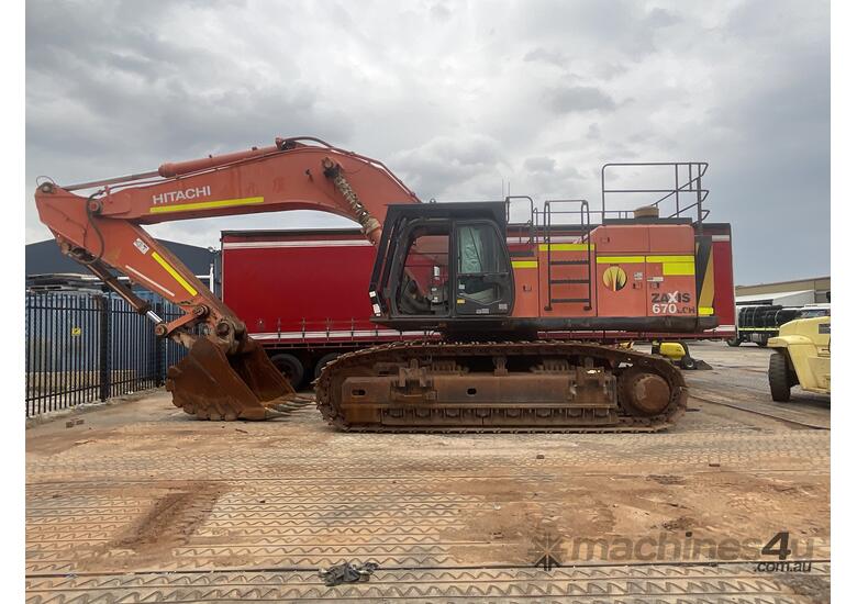 caption 2006 Hitachi ZX670LC-3 Excavator