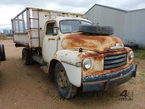 Bedford Tipper