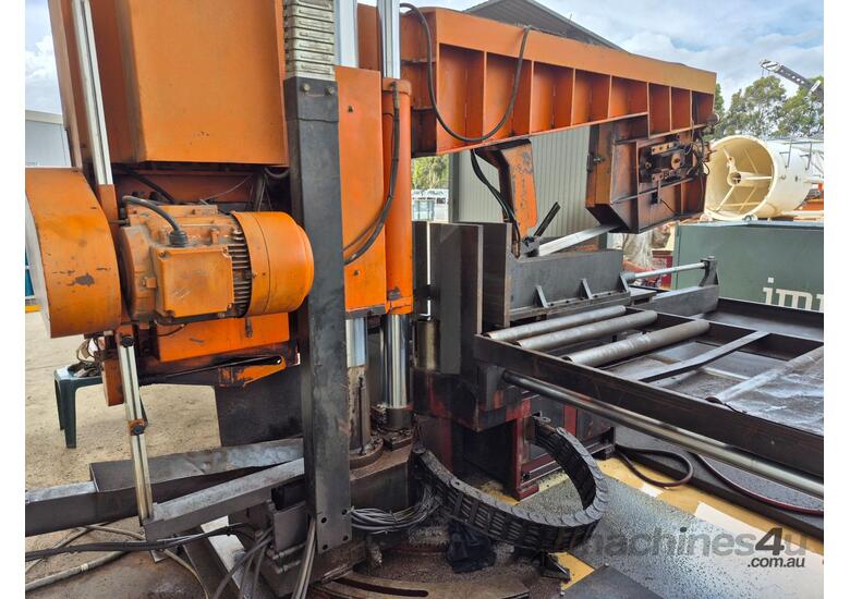 Used Cosen C-800DMNC Bandsaw - Structural & Big Pipe Machine