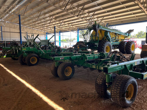 caption John Deere N560 & C650 Air Seeder Complete Single Brand Seeding/Planting Equip