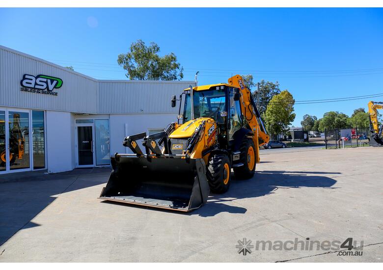2023 JCB 3CX Plus Backhoe Loader Ex-Demo, As New Condition, Very Low Hours!