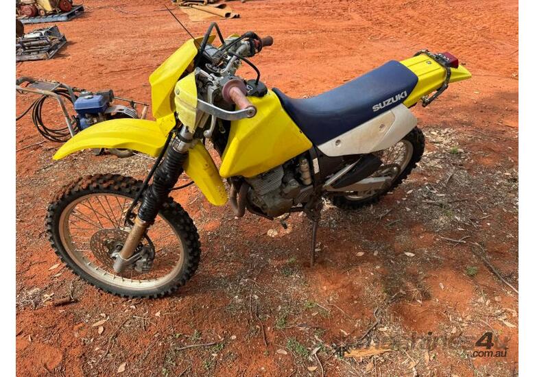 caption DRZ250 Motorbike