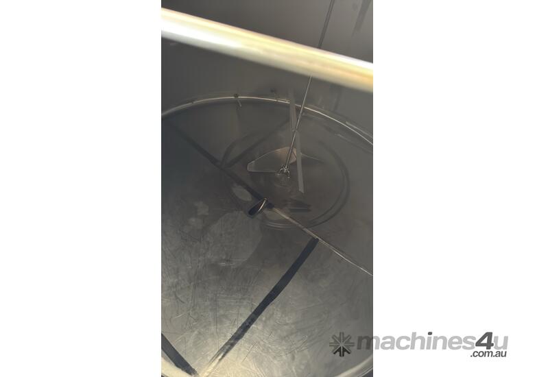 Insulated Stainless steel tank 5kl Capacity 