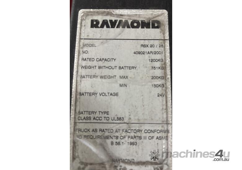 Toyota / Raymond Stacker 