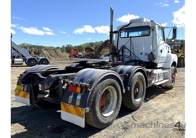 1996 FORD L9000 PRIME MOVER