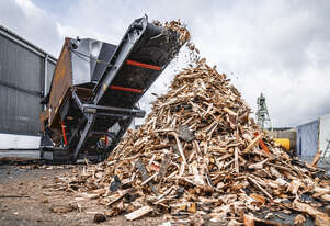 Doppstadt CoreShred 250: The Ultimate Industrial Shredder Fully Loaded & Ready to Perform