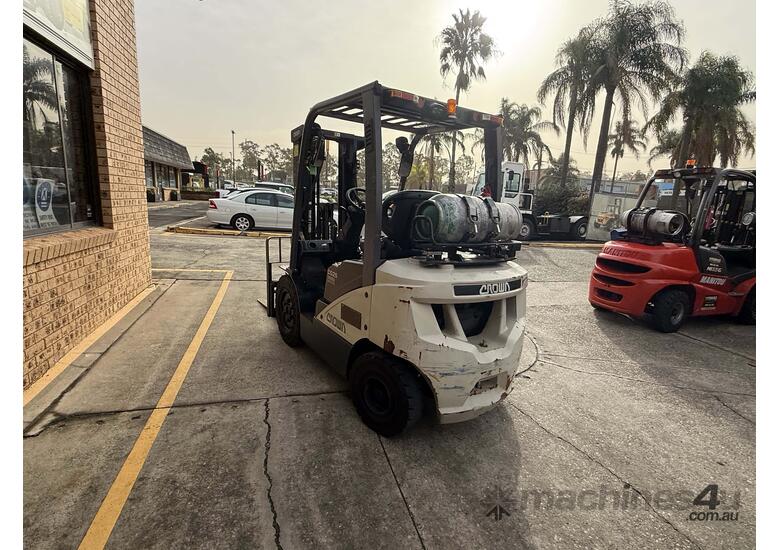 2.5 Tonne Crown Forklift For Sale
