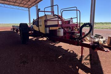 2018 CROPLANDS WEEDIT BT4000 SPRAYER 2018 CROPLANDS WEEDIT BT4000 SPRAYER