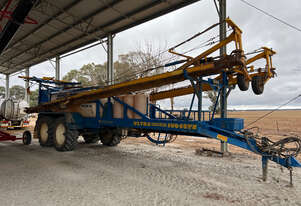 Sonic 10045TS Boom Spray Sprayer