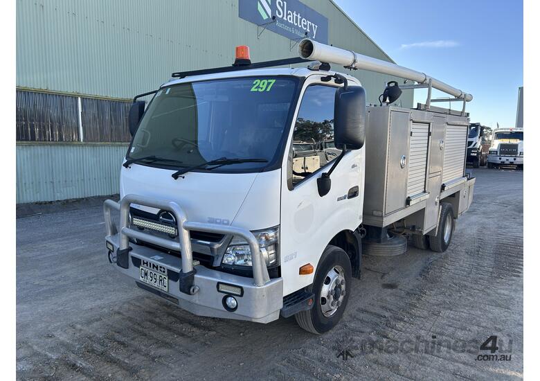 2017 Hino 300 Series 921 (4x2) Service Truck (Ex Lease)