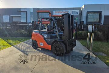 Toyota Forklift 4.5T Diesel Container Mast (Unit#:U921)