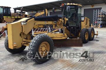 Caterpillar CAT 120M Motor Graders Caterpillar CAT 120M Motor Graders