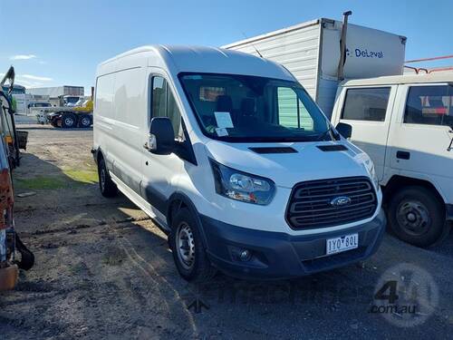 caption Ford Transit
