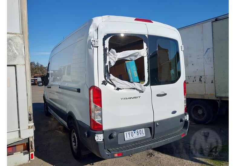 caption Ford Transit